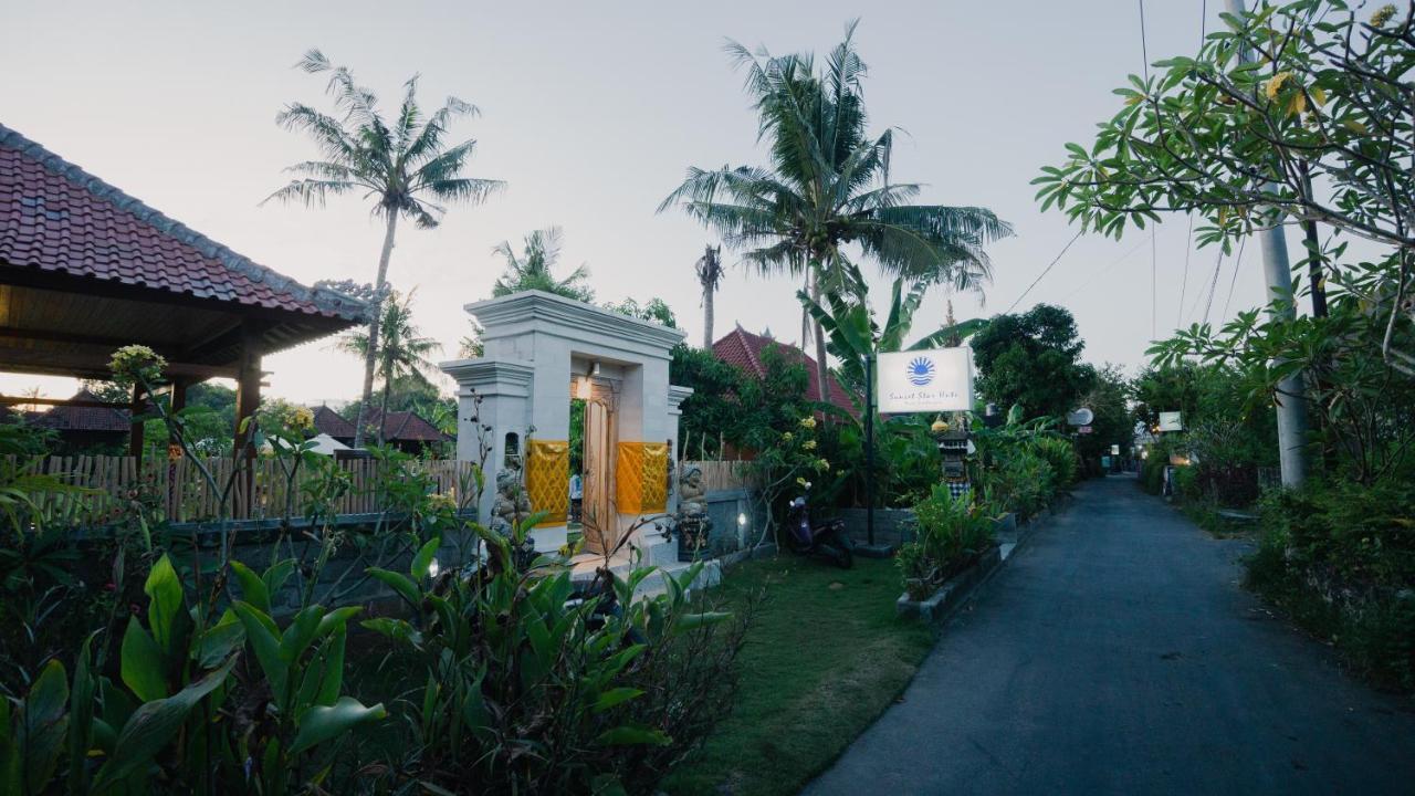 Sunset Star Huts Hotel Nusa Lembongan  Exterior photo